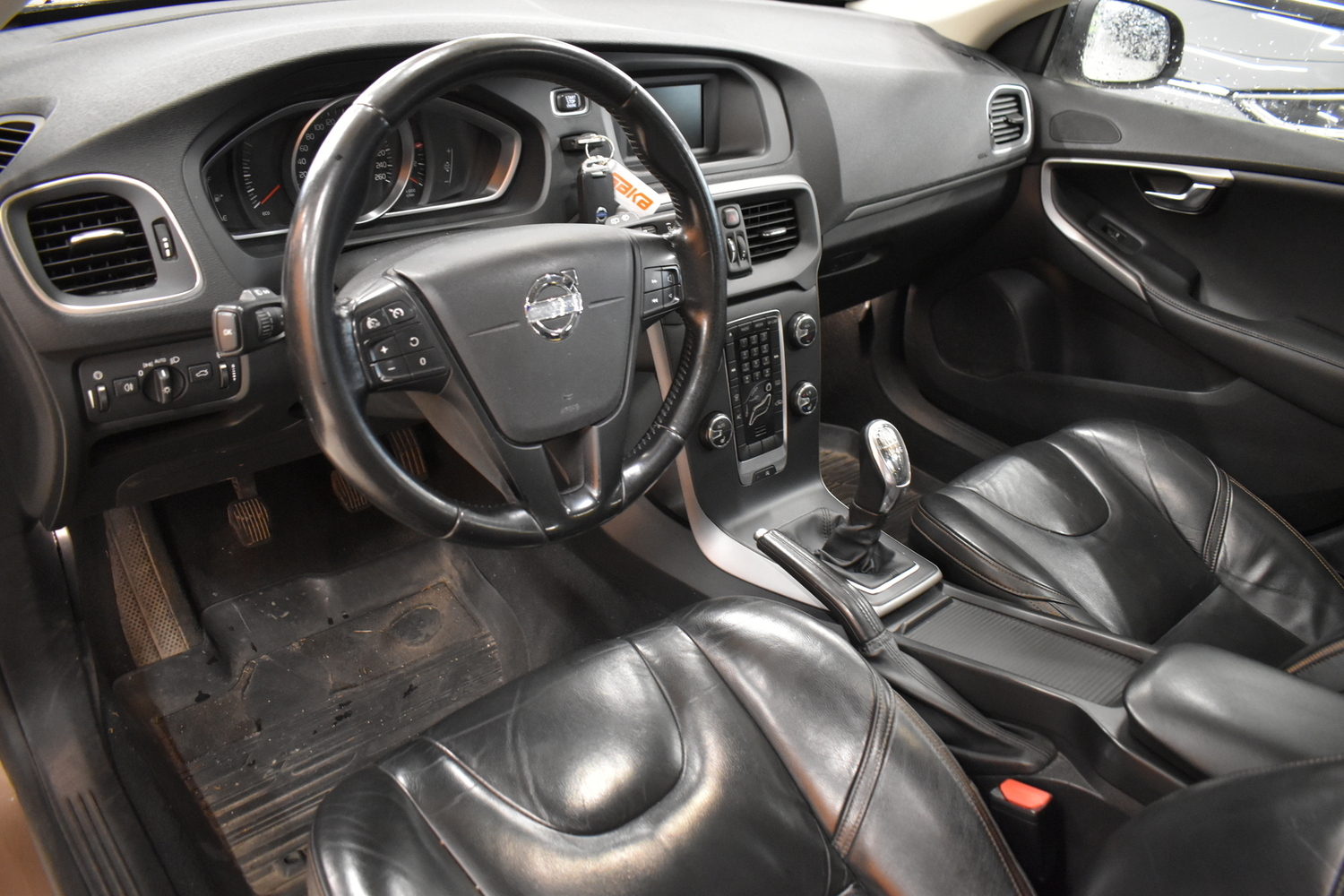 Volvo V40 Cross Country vaihtoauto