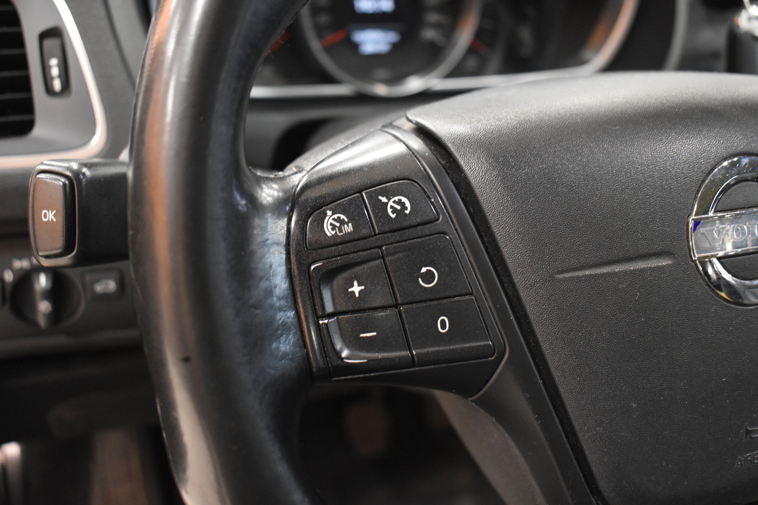 Volvo V40 Cross Country vaihtoauto