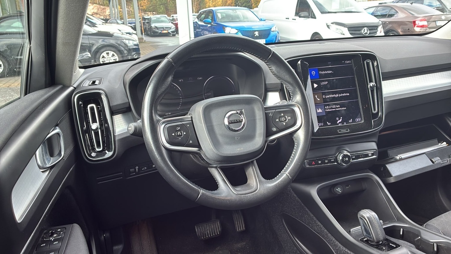 Volvo XC40 vaihtoauto