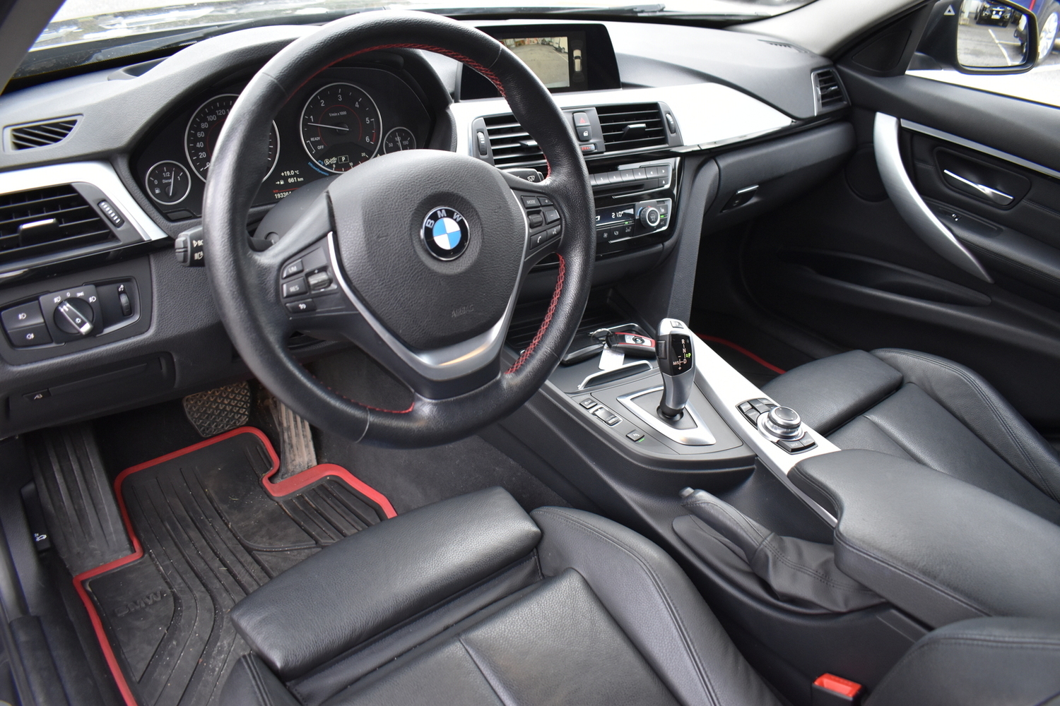 BMW 320 vaihtoauto