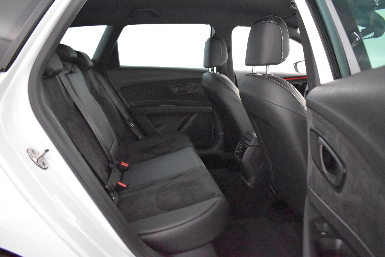 SEAT Leon ST vaihtoauto