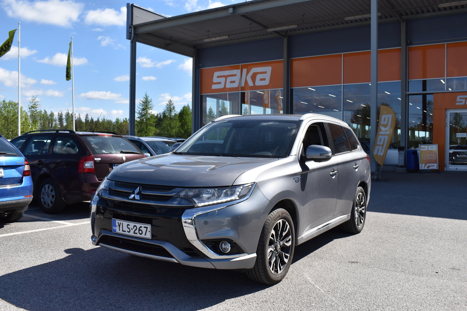 Mitsubishi Outlander PHEV vaihtoauto
