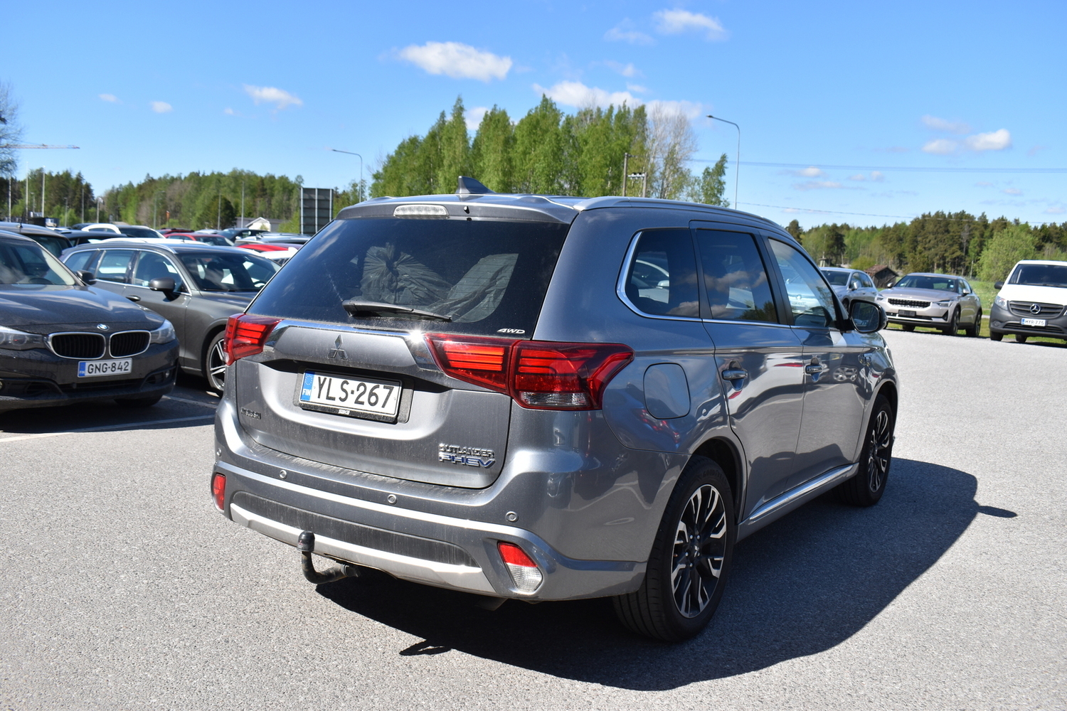 Mitsubishi Outlander PHEV vaihtoauto