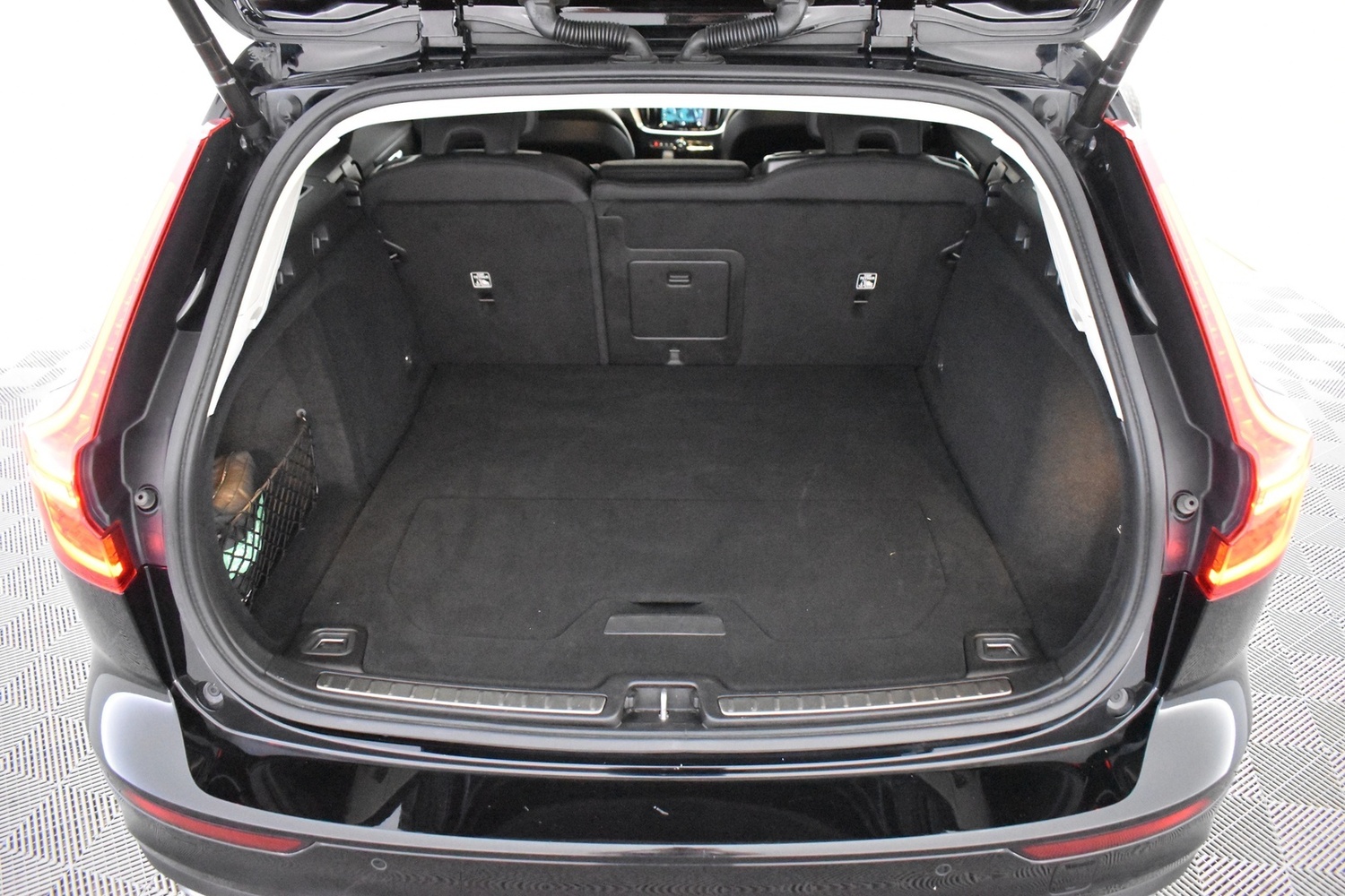 Volvo V60 Cross Country vaihtoauto