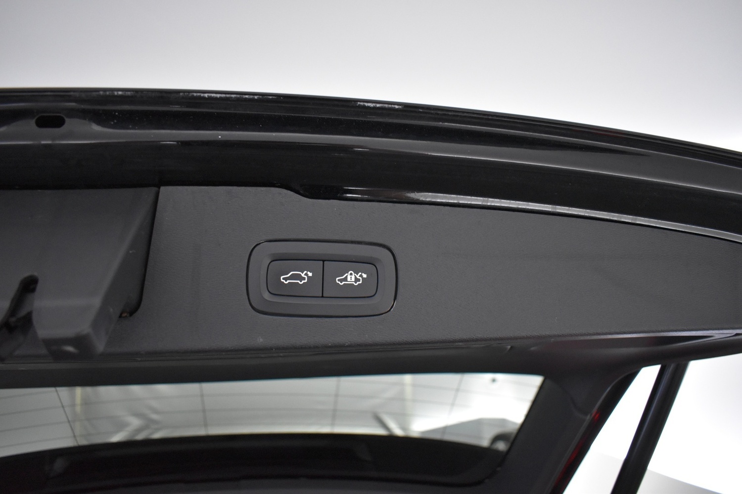 Volvo V60 Cross Country vaihtoauto