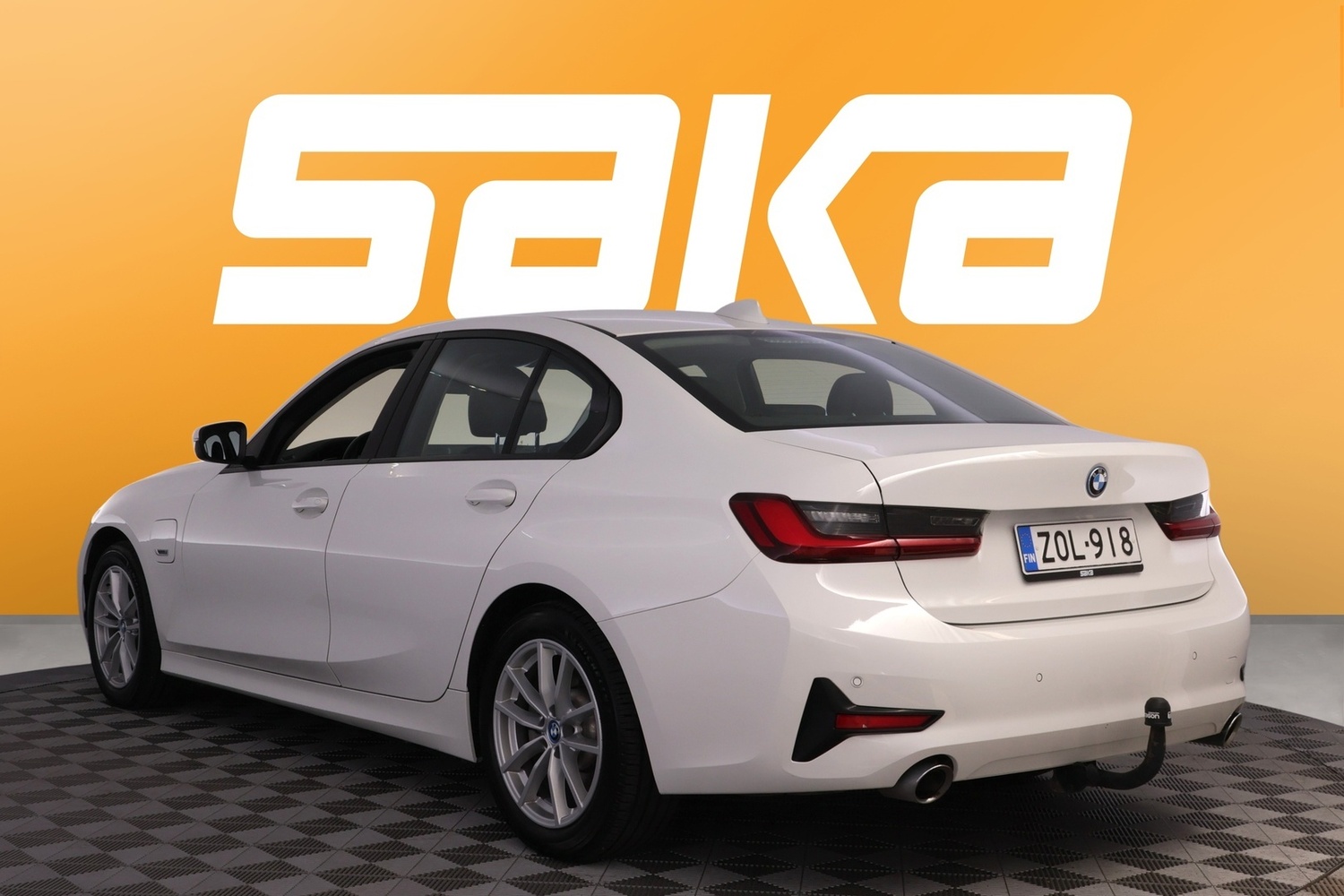 BMW 320 vaihtoauto