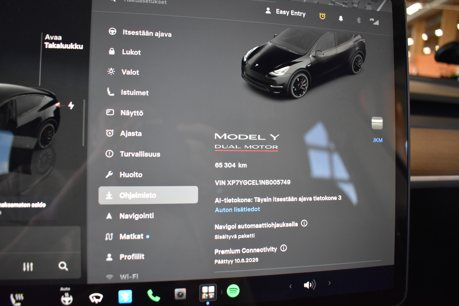 Tesla Model Y vaihtoauto