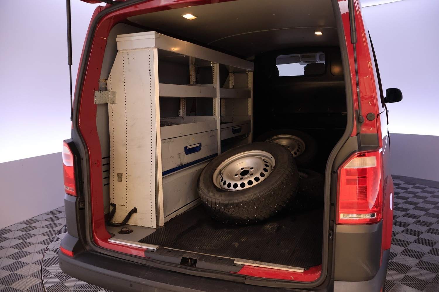 Volkswagen Transporter vaihtoauto
