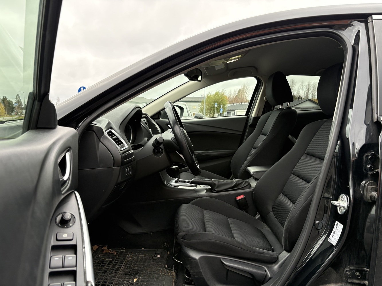 Mazda 6 vaihtoauto