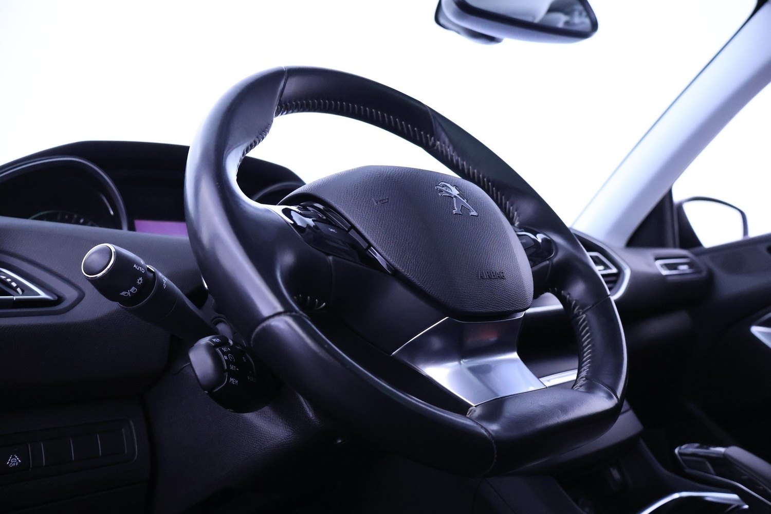 Peugeot 308 vaihtoauto