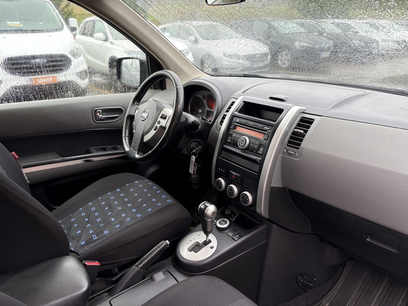 Nissan X-Trail vaihtoauto