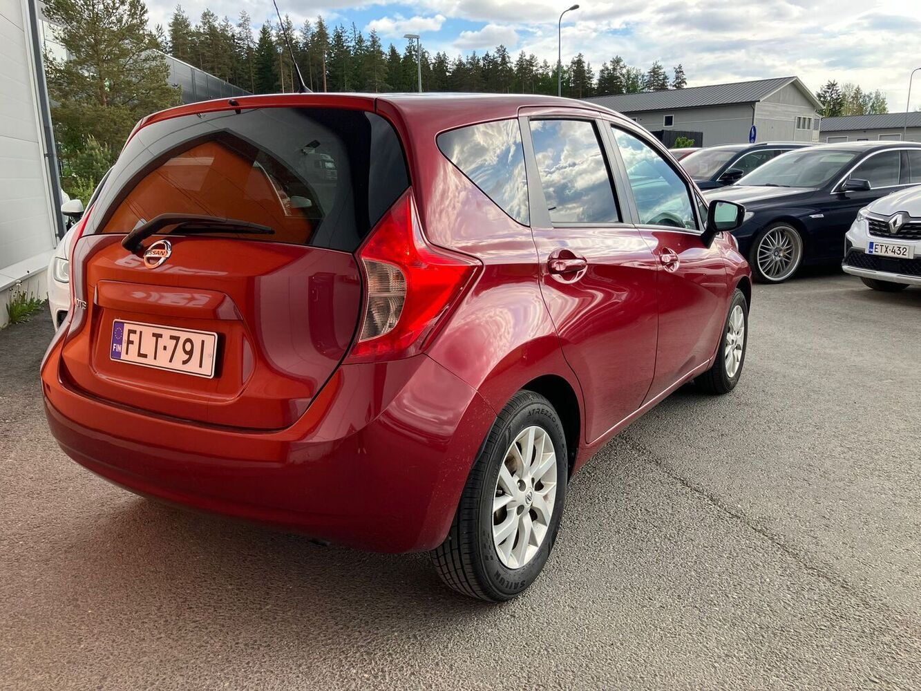 Nissan NOTE vaihtoauto
