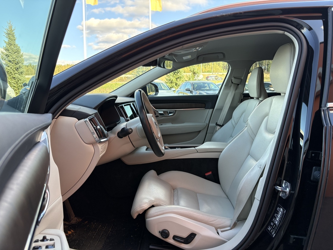 Volvo V90 vaihtoauto
