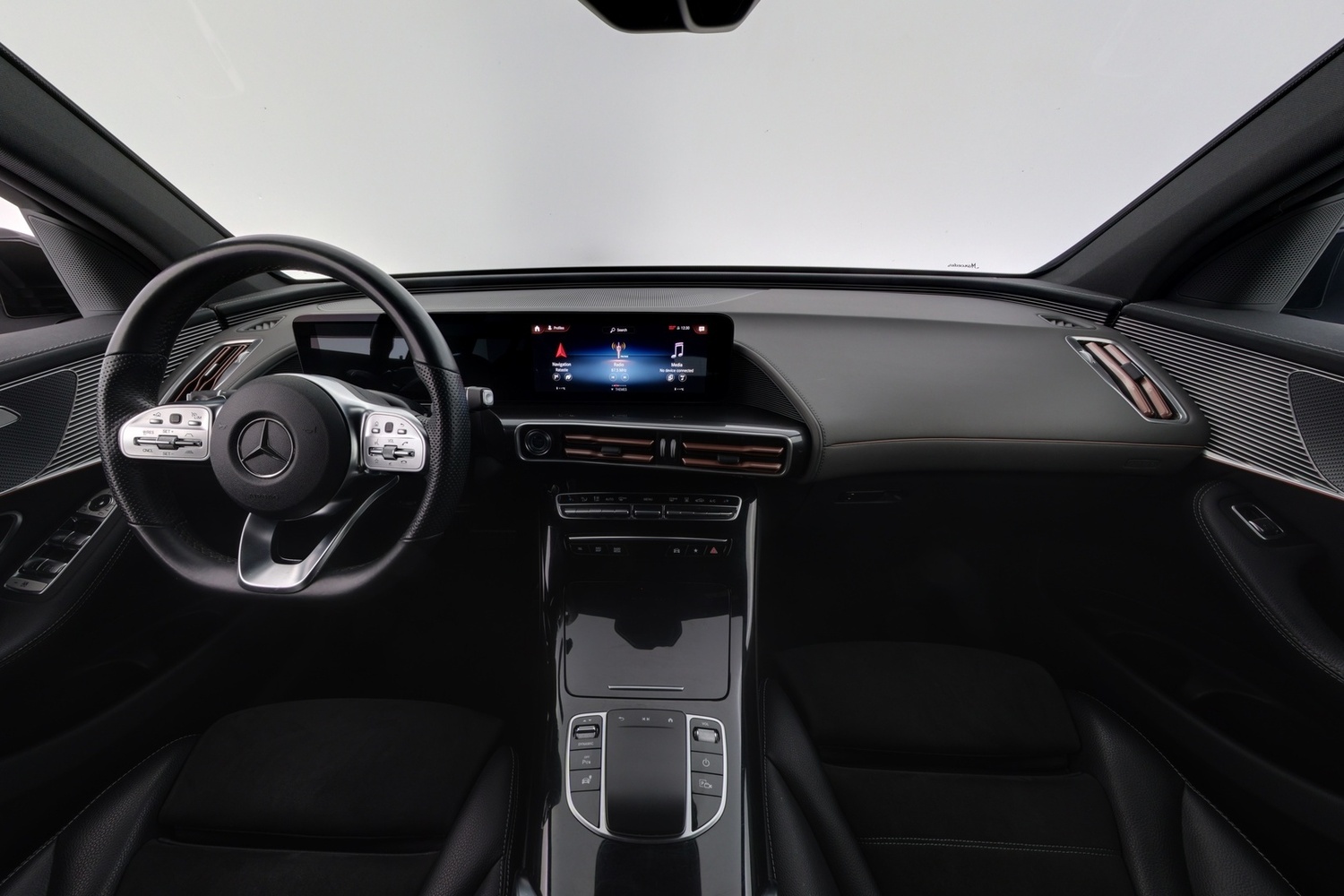 Mercedes-Benz EQC vaihtoauto