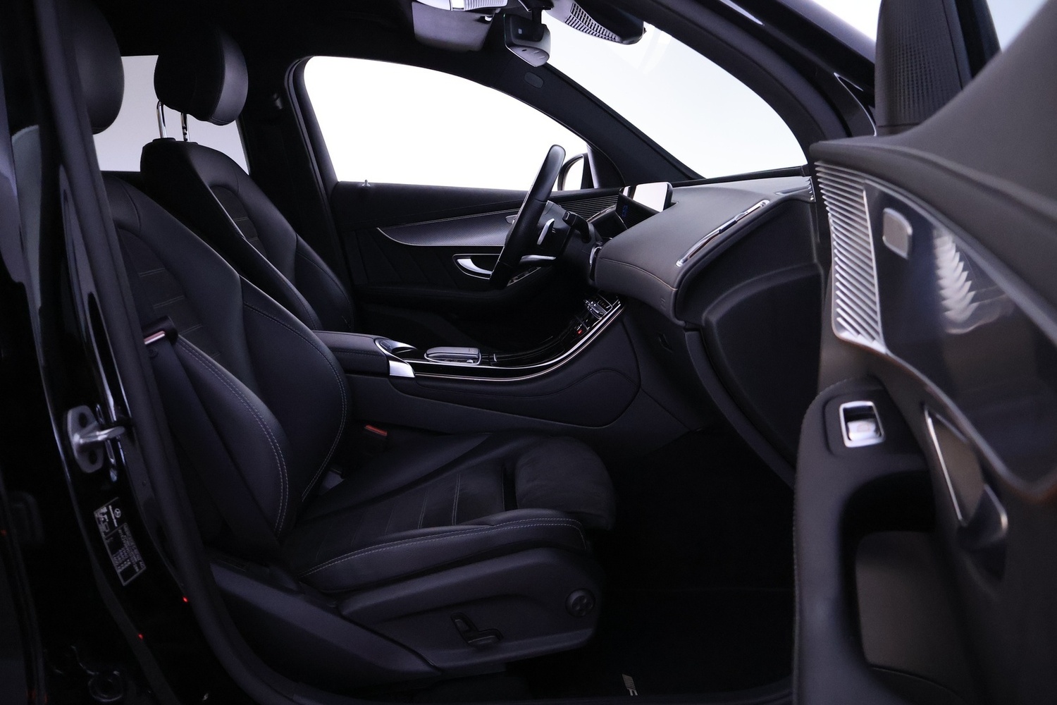 Mercedes-Benz EQC vaihtoauto