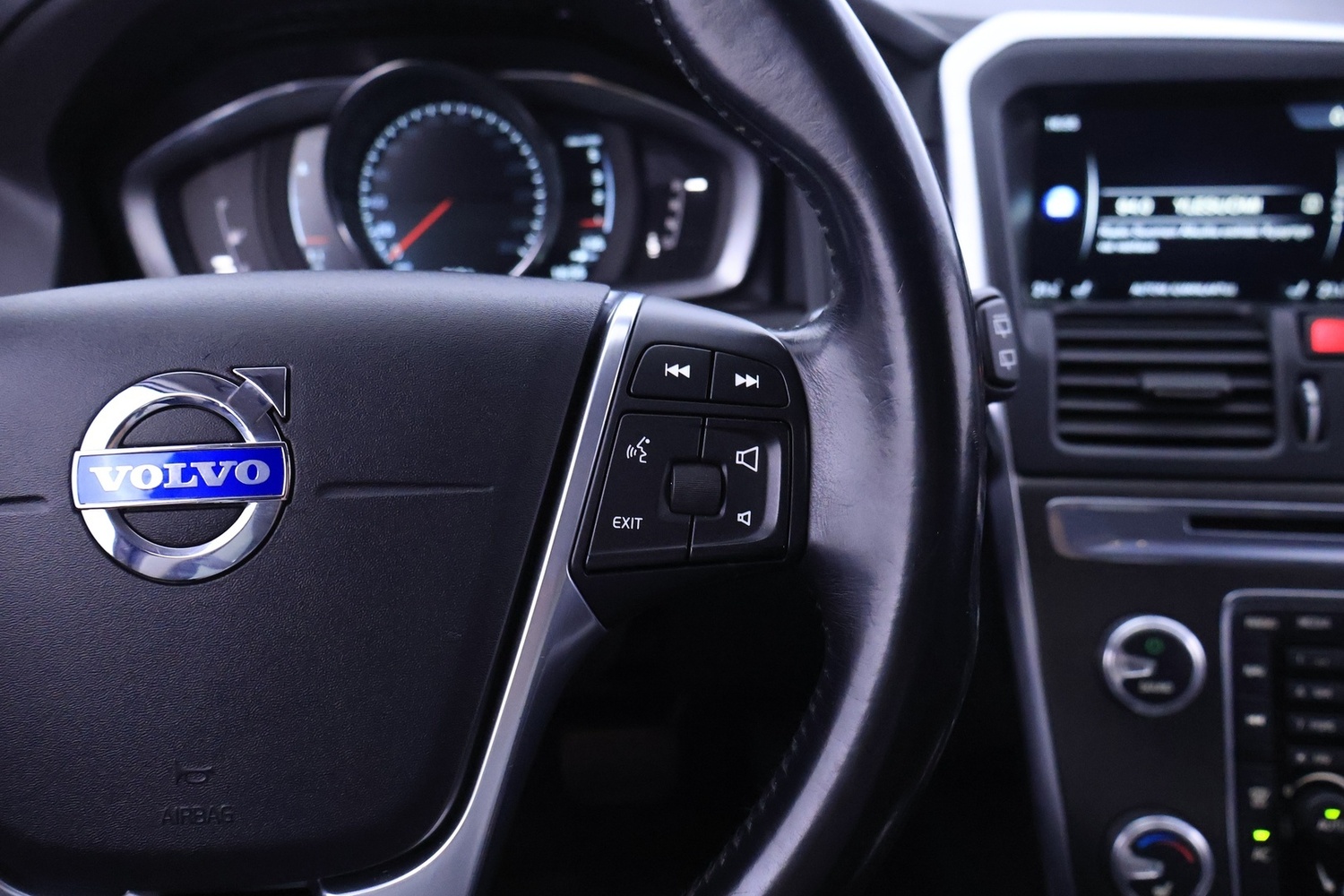 Volvo XC60 vaihtoauto