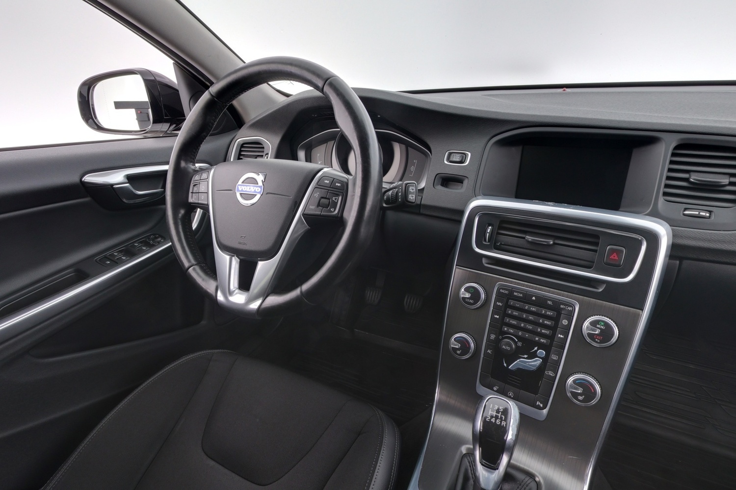Volvo V60 Cross Country vaihtoauto