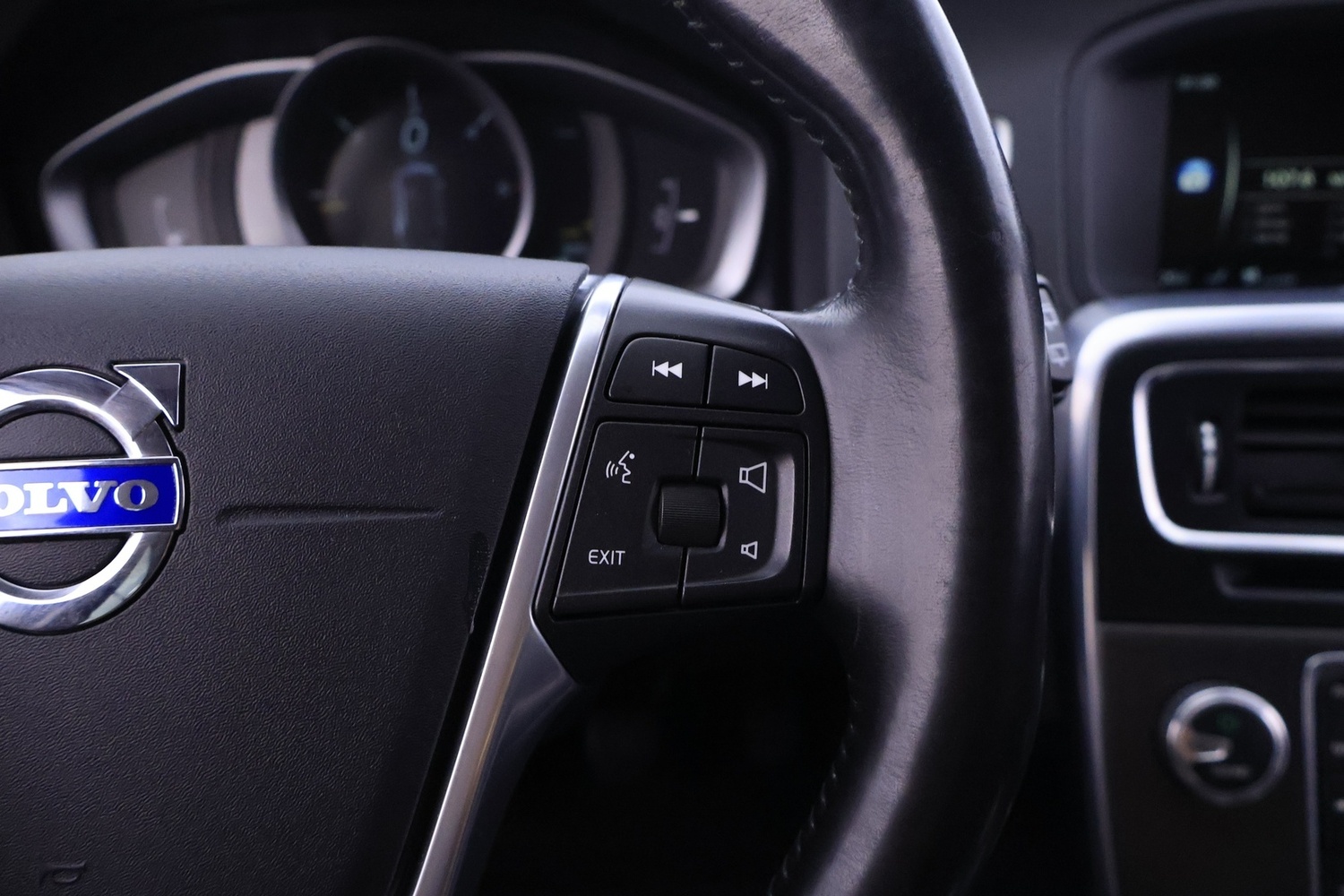Volvo V60 Cross Country vaihtoauto
