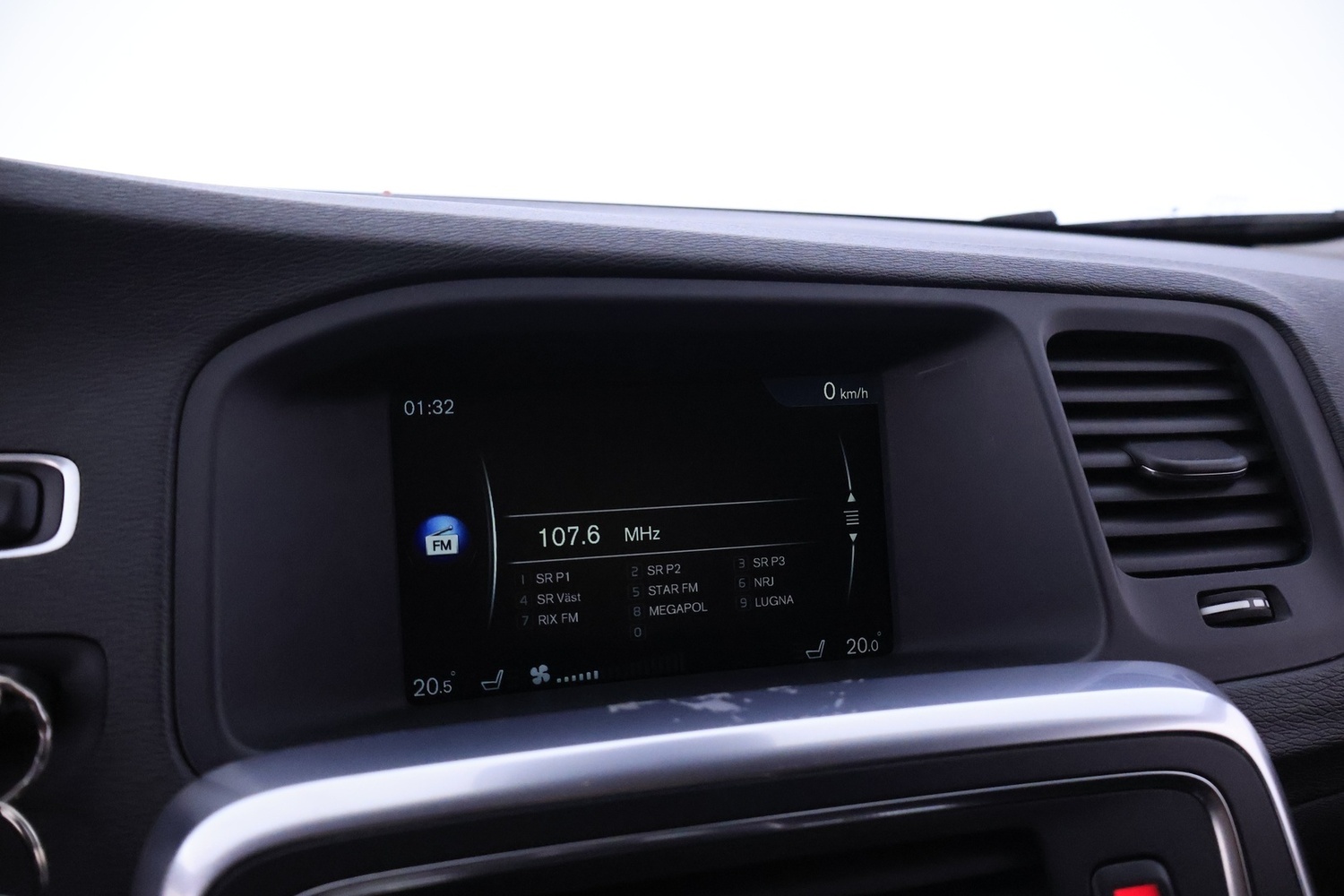 Volvo V60 Cross Country vaihtoauto