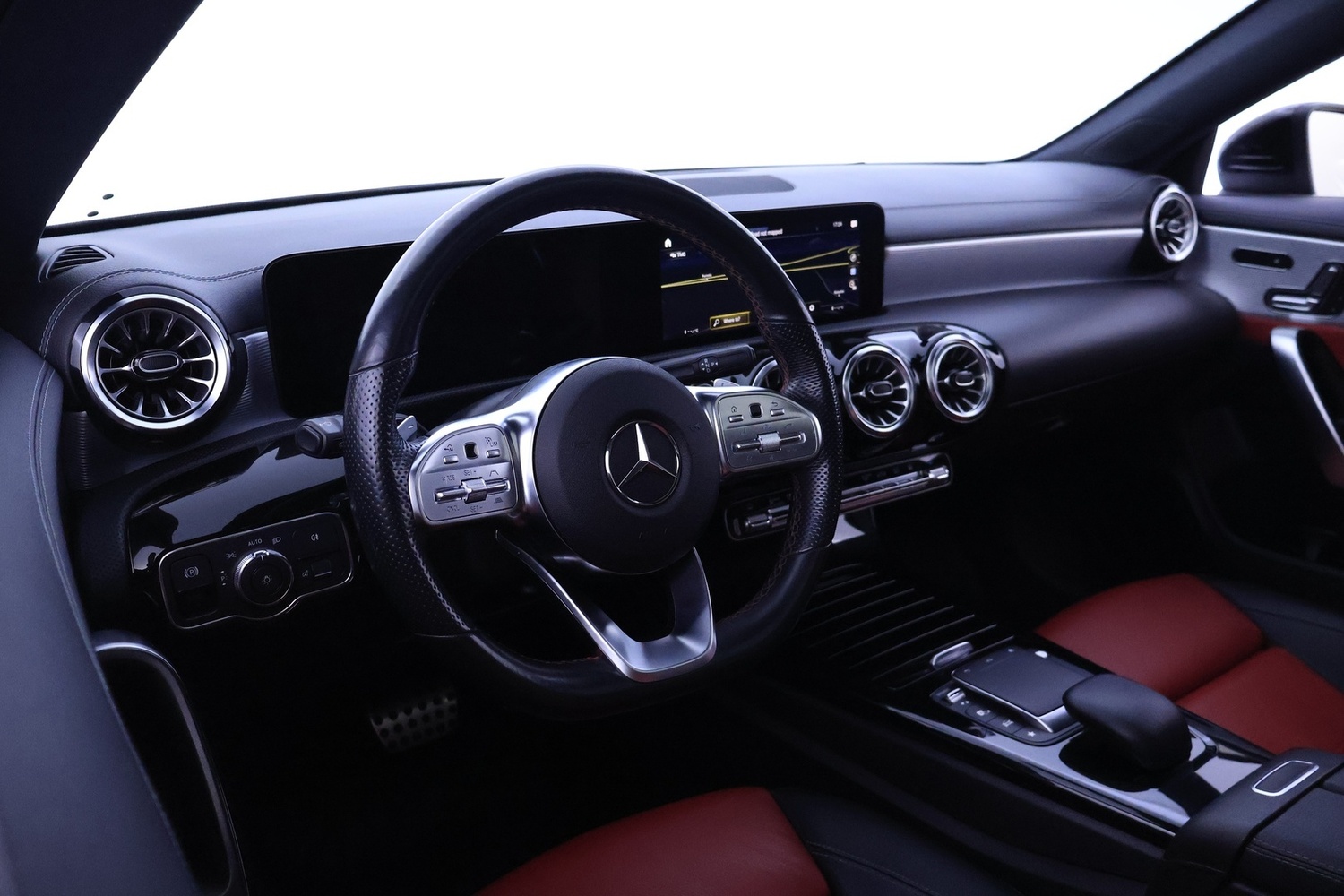 Mercedes-Benz CLA-sarja vaihtoauto