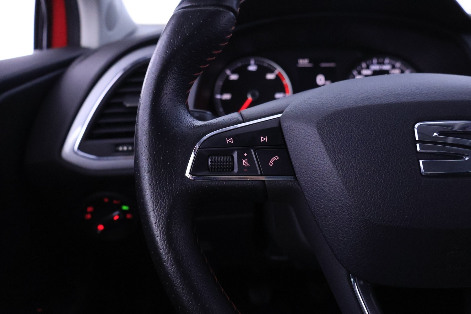 SEAT Leon vaihtoauto