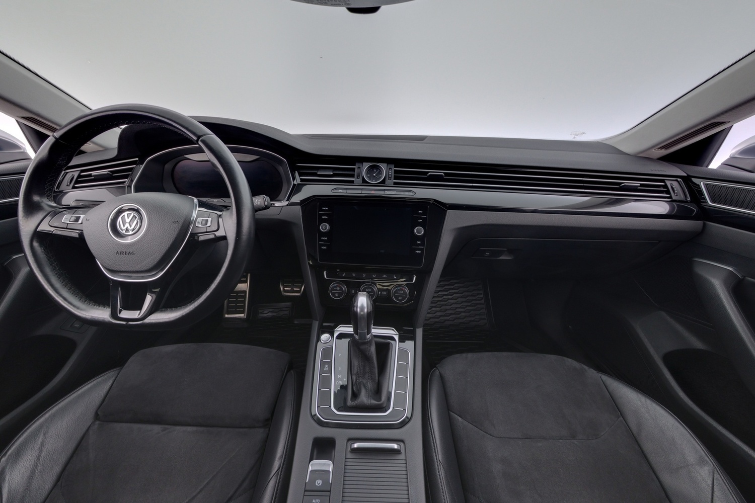 Volkswagen Arteon vaihtoauto