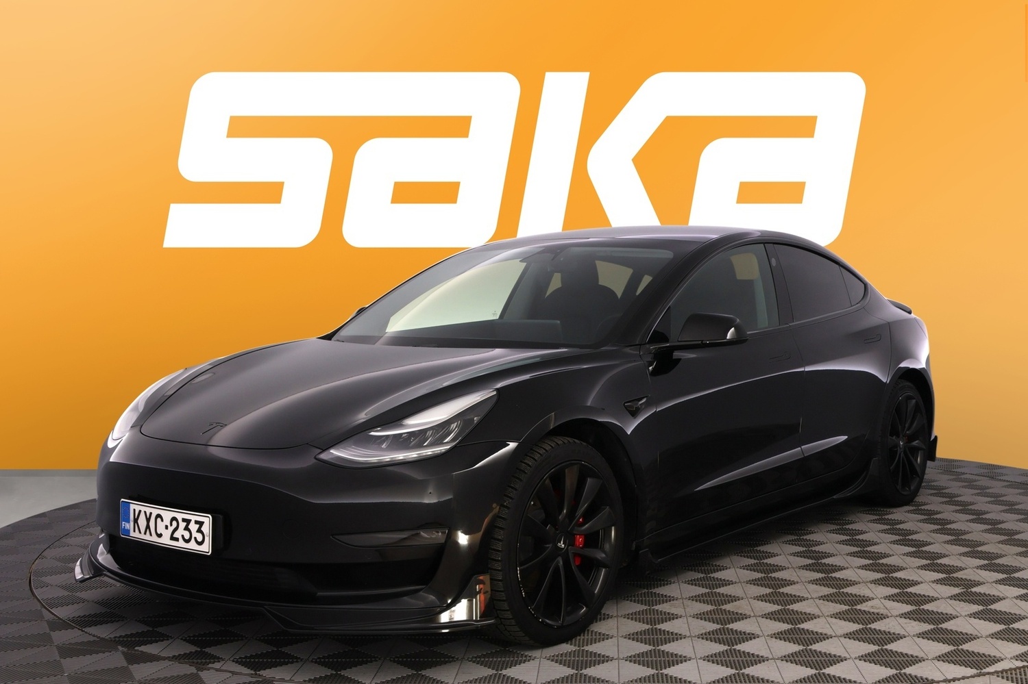 Tesla Model 3 vaihtoauto
