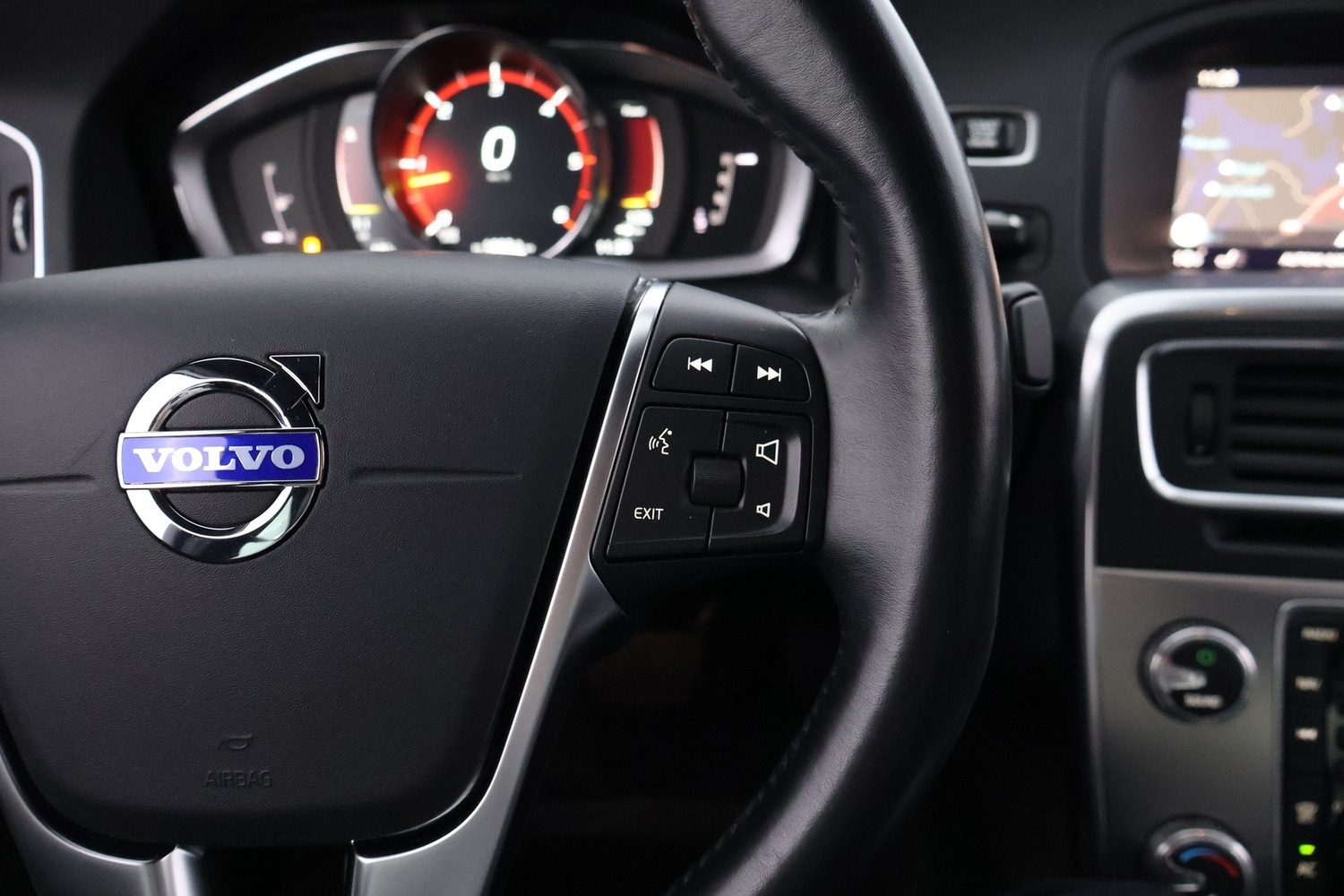 Volvo S60 Cross Country vaihtoauto