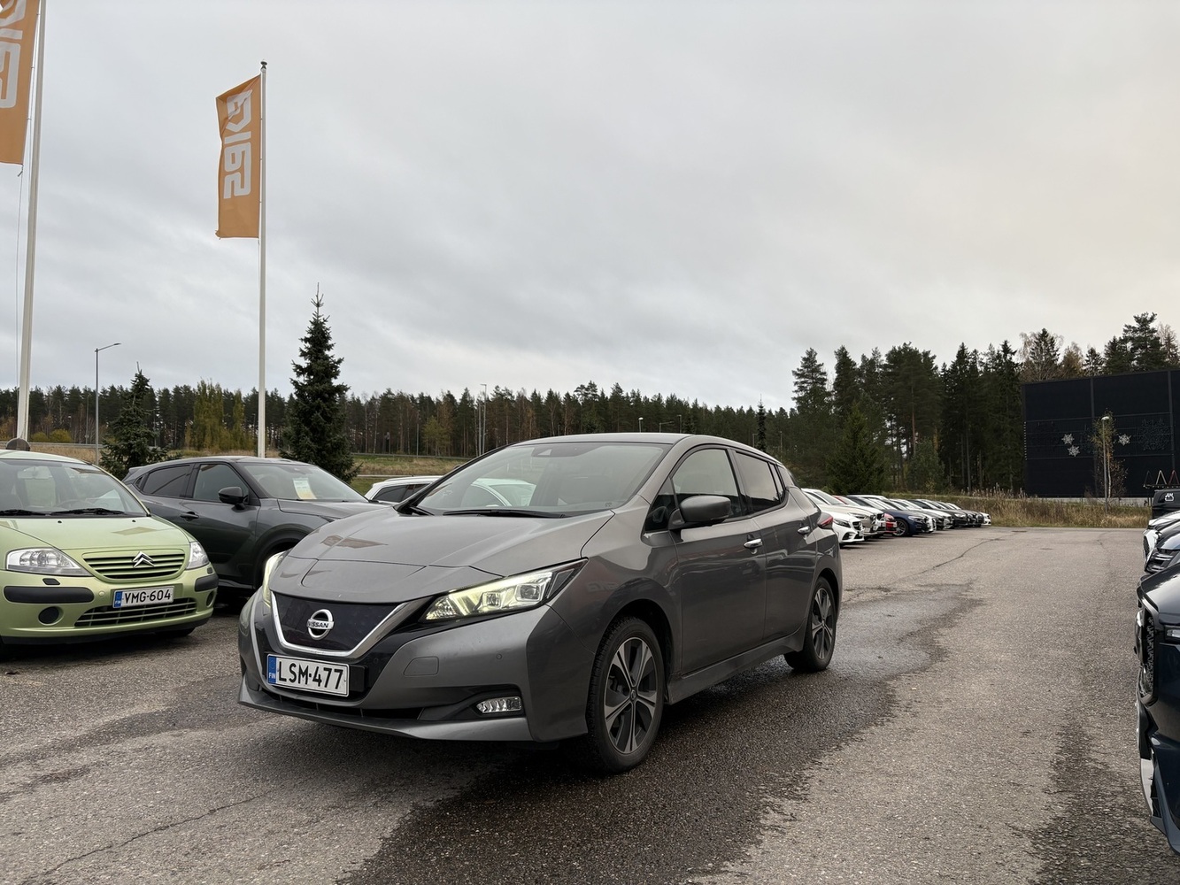 Nissan Leaf vaihtoauto