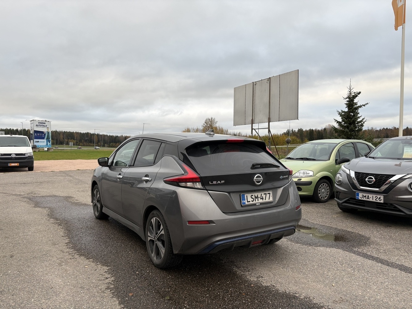 Nissan Leaf vaihtoauto