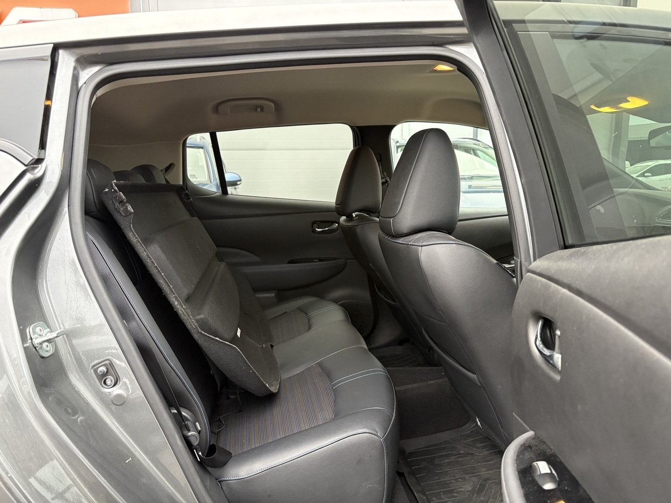 Nissan Leaf vaihtoauto