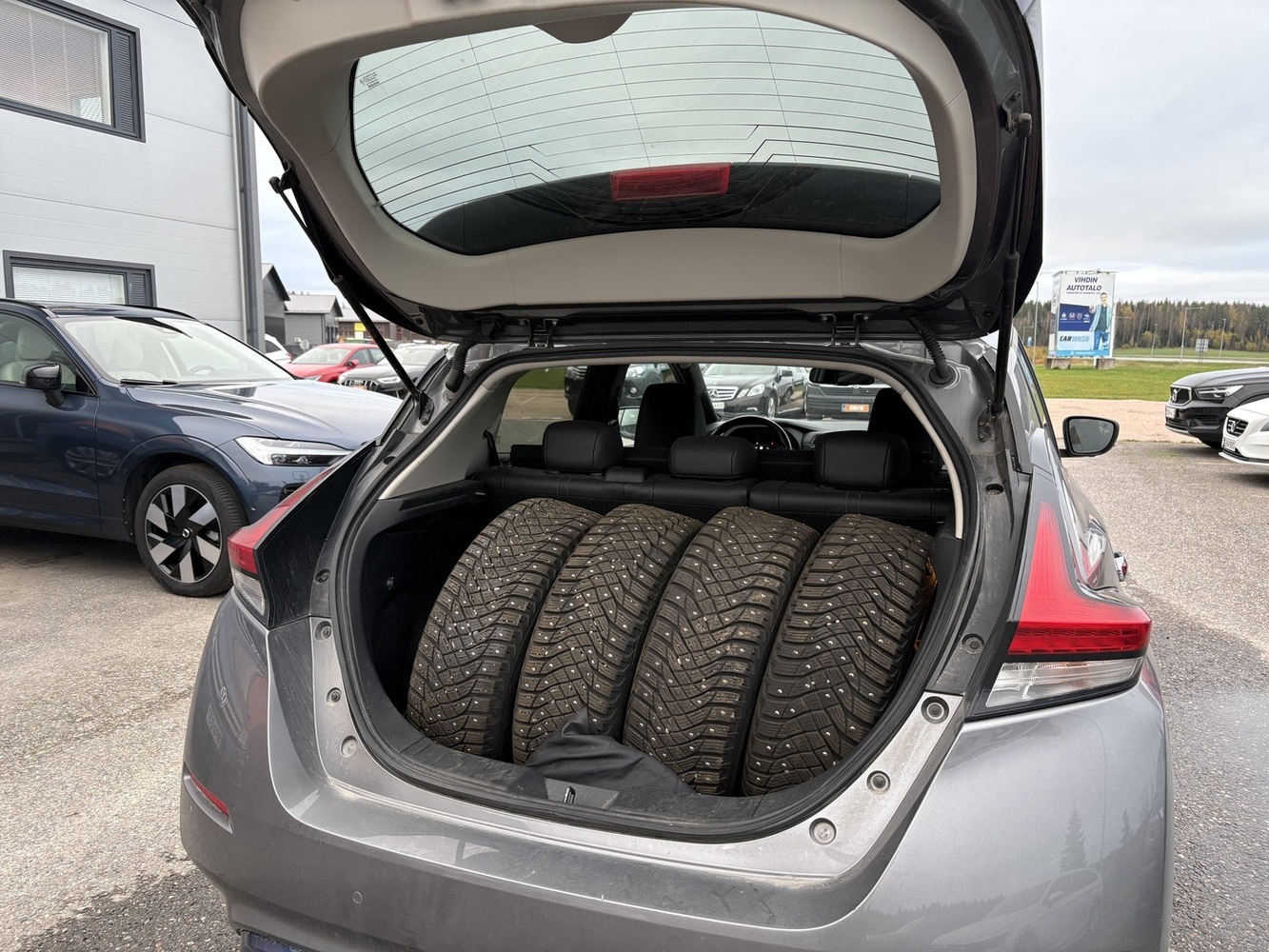 Nissan Leaf vaihtoauto