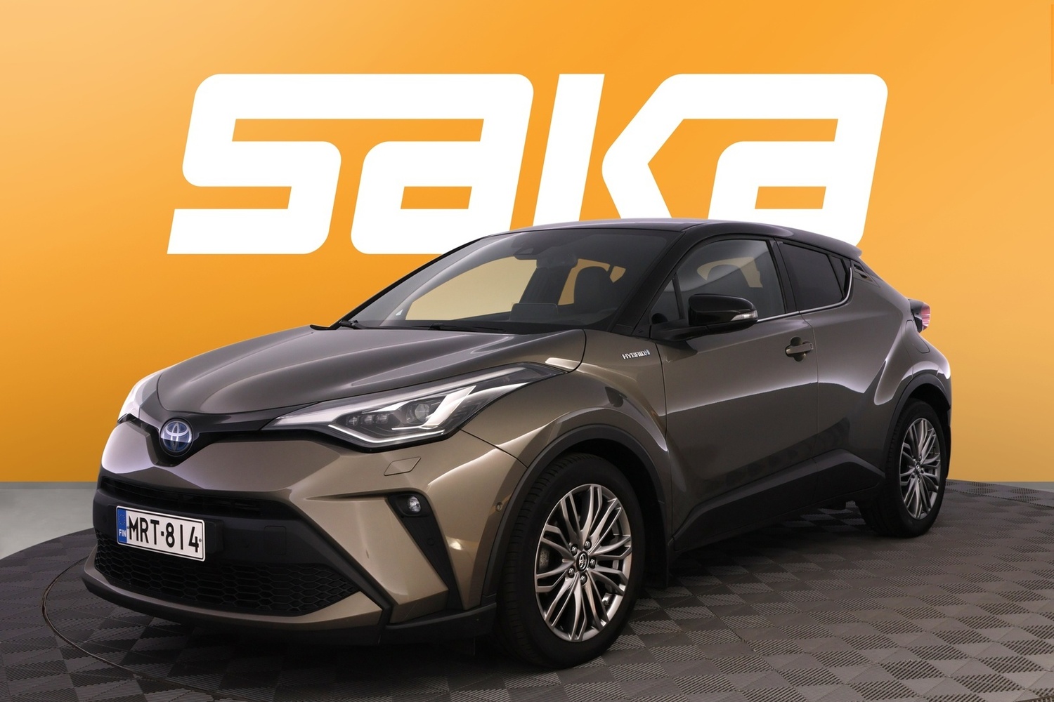 Toyota C-HR vaihtoauto