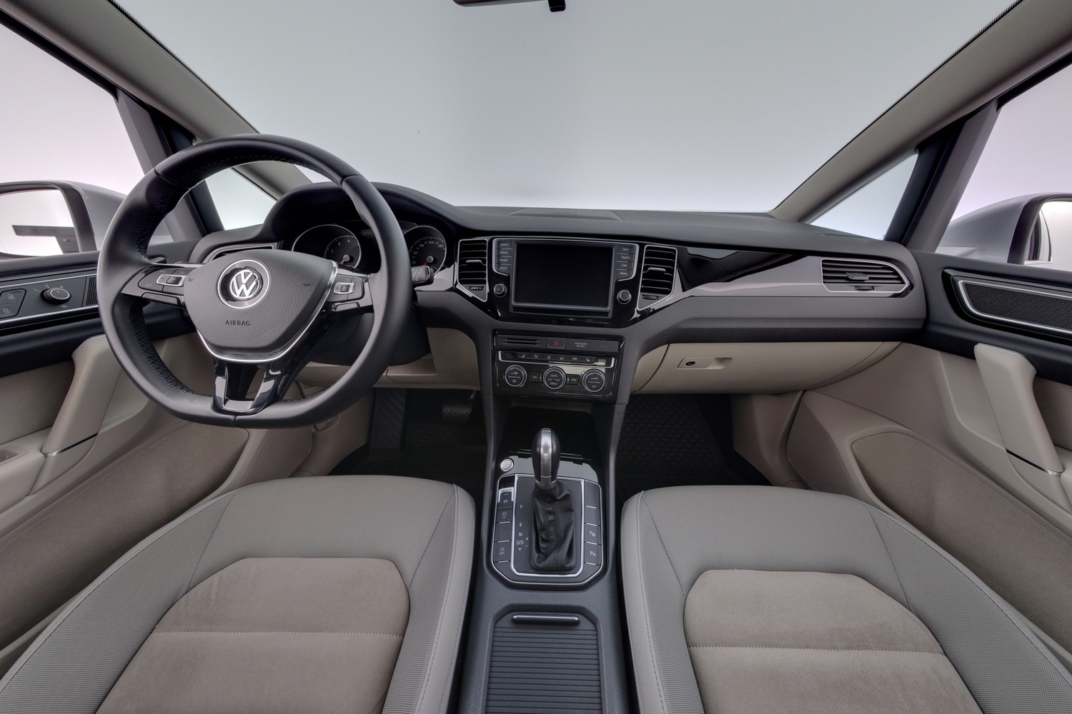 Volkswagen Golf Sportsvan vaihtoauto