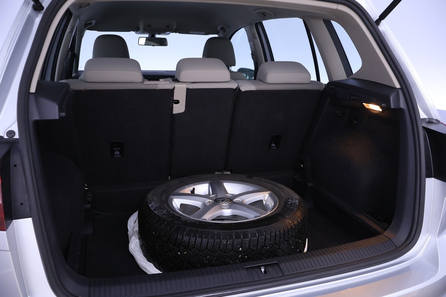 Volkswagen Golf Sportsvan vaihtoauto