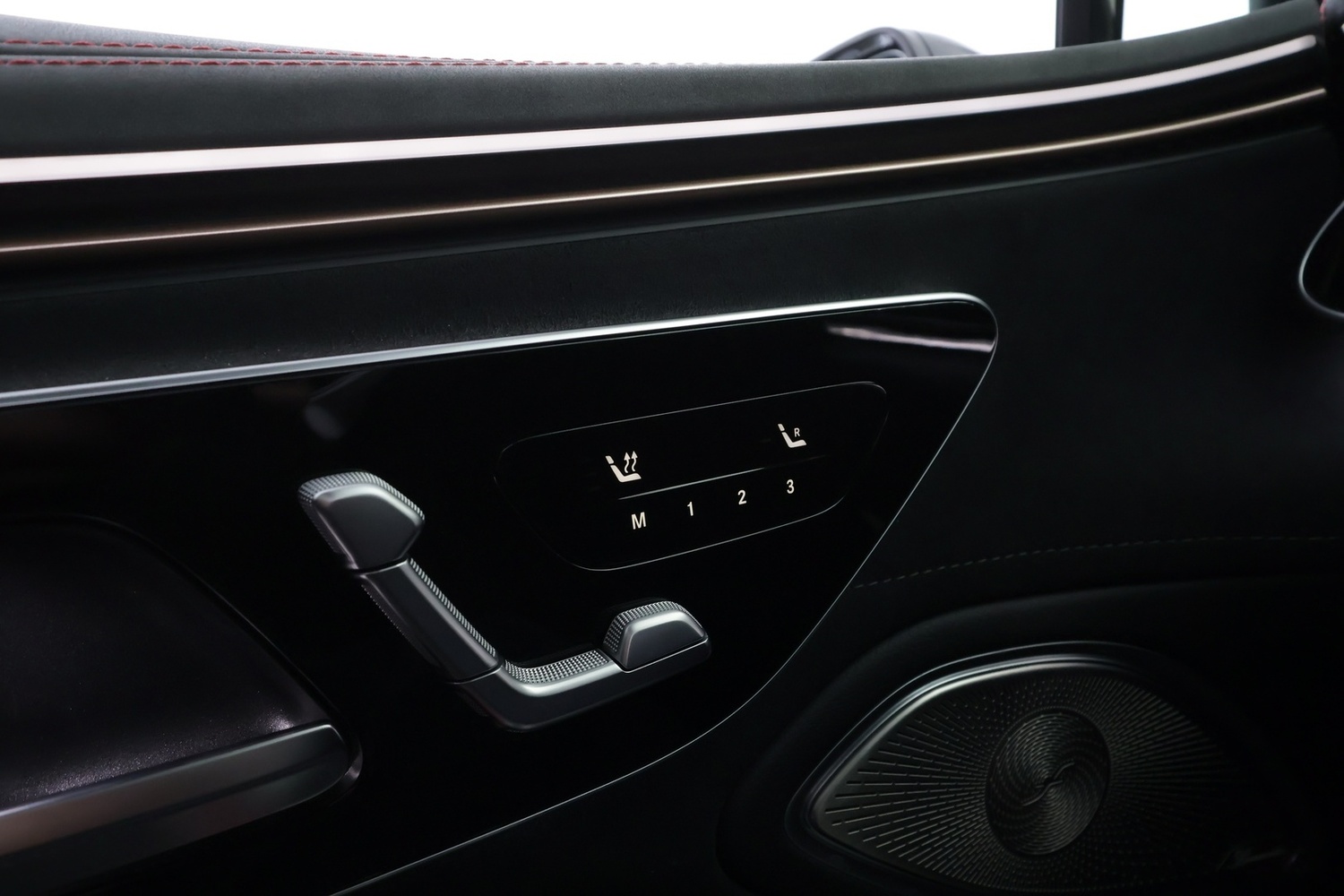 Mercedes-Benz EQS vaihtoauto