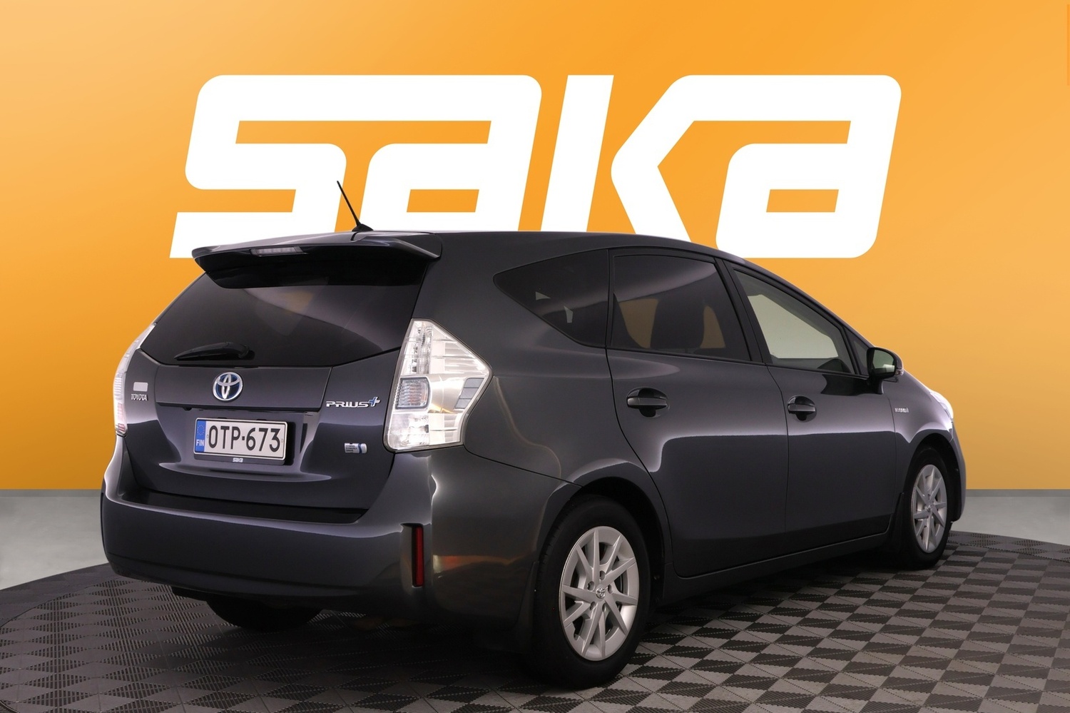 Toyota Prius+ vaihtoauto