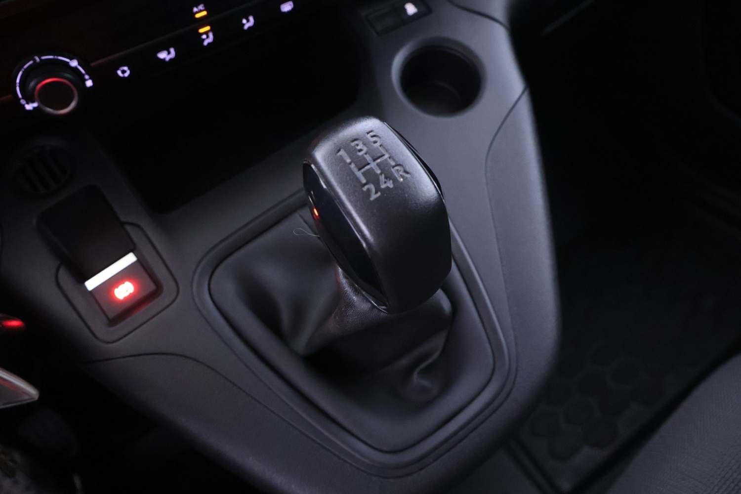 Peugeot Partner vaihtoauto