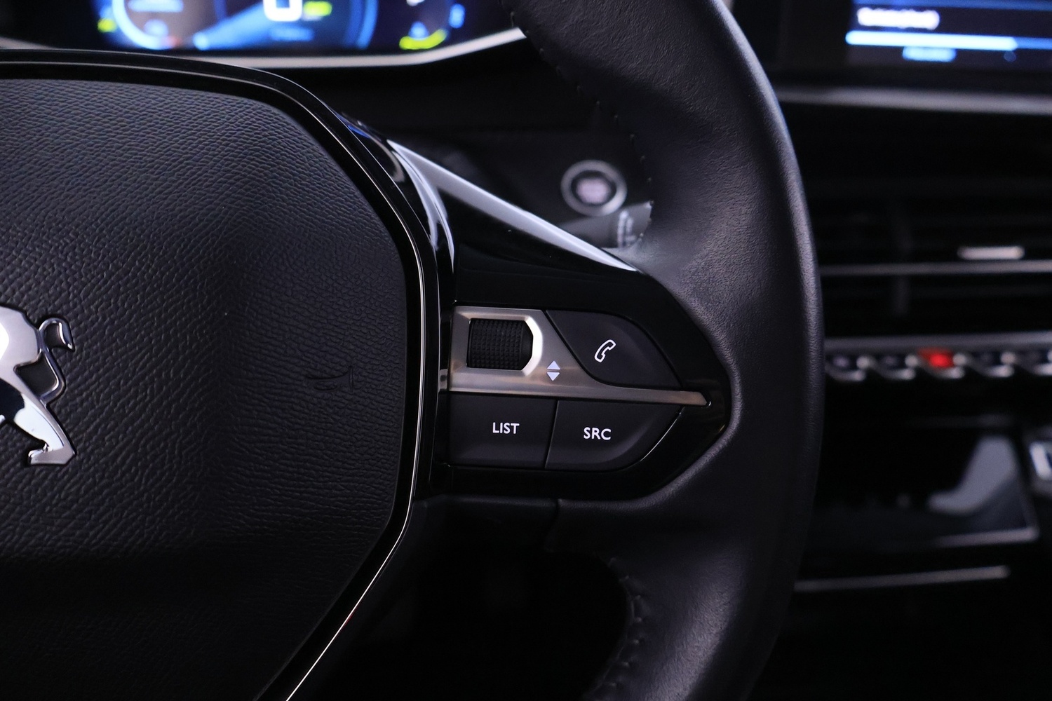 Peugeot e-208 vaihtoauto