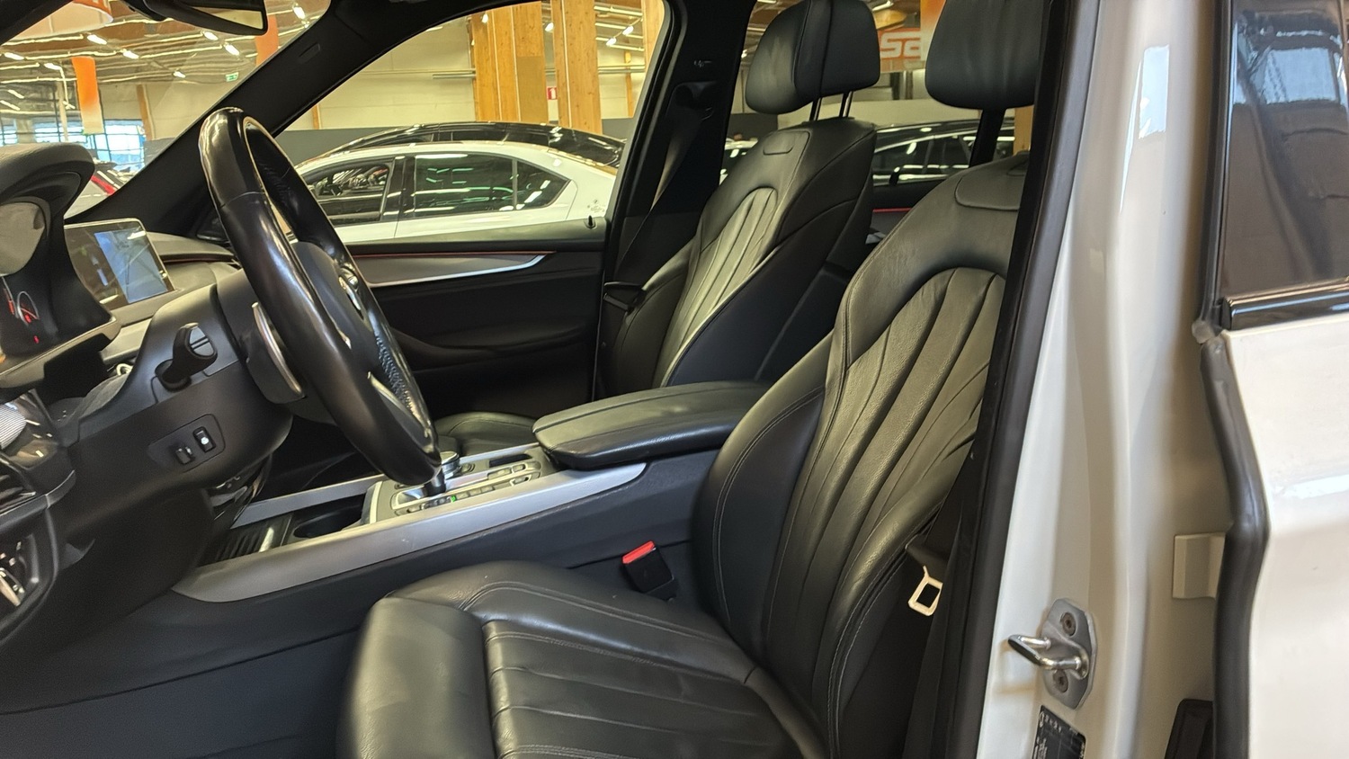 BMW X5 vaihtoauto