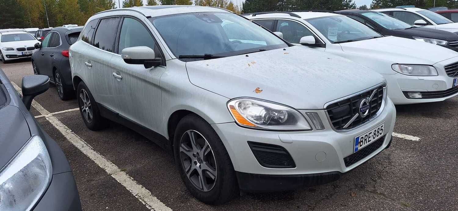 Volvo XC60 vaihtoauto