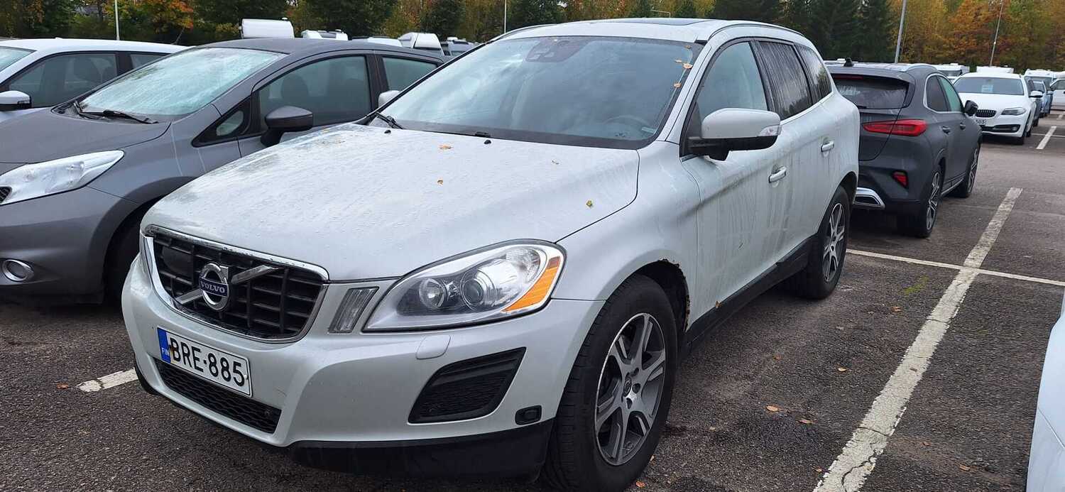 Volvo XC60 vaihtoauto
