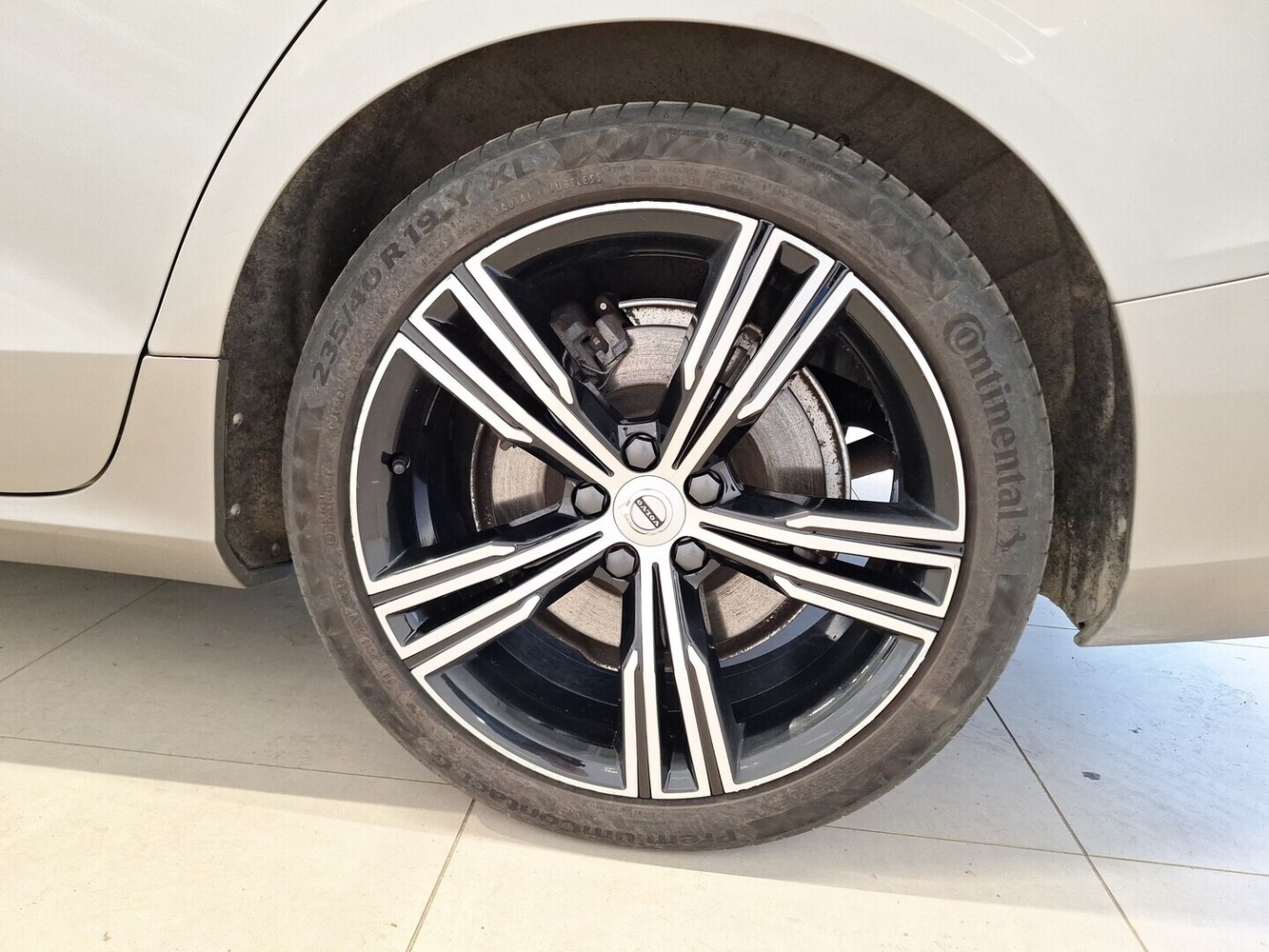 Volvo V60 vaihtoauto