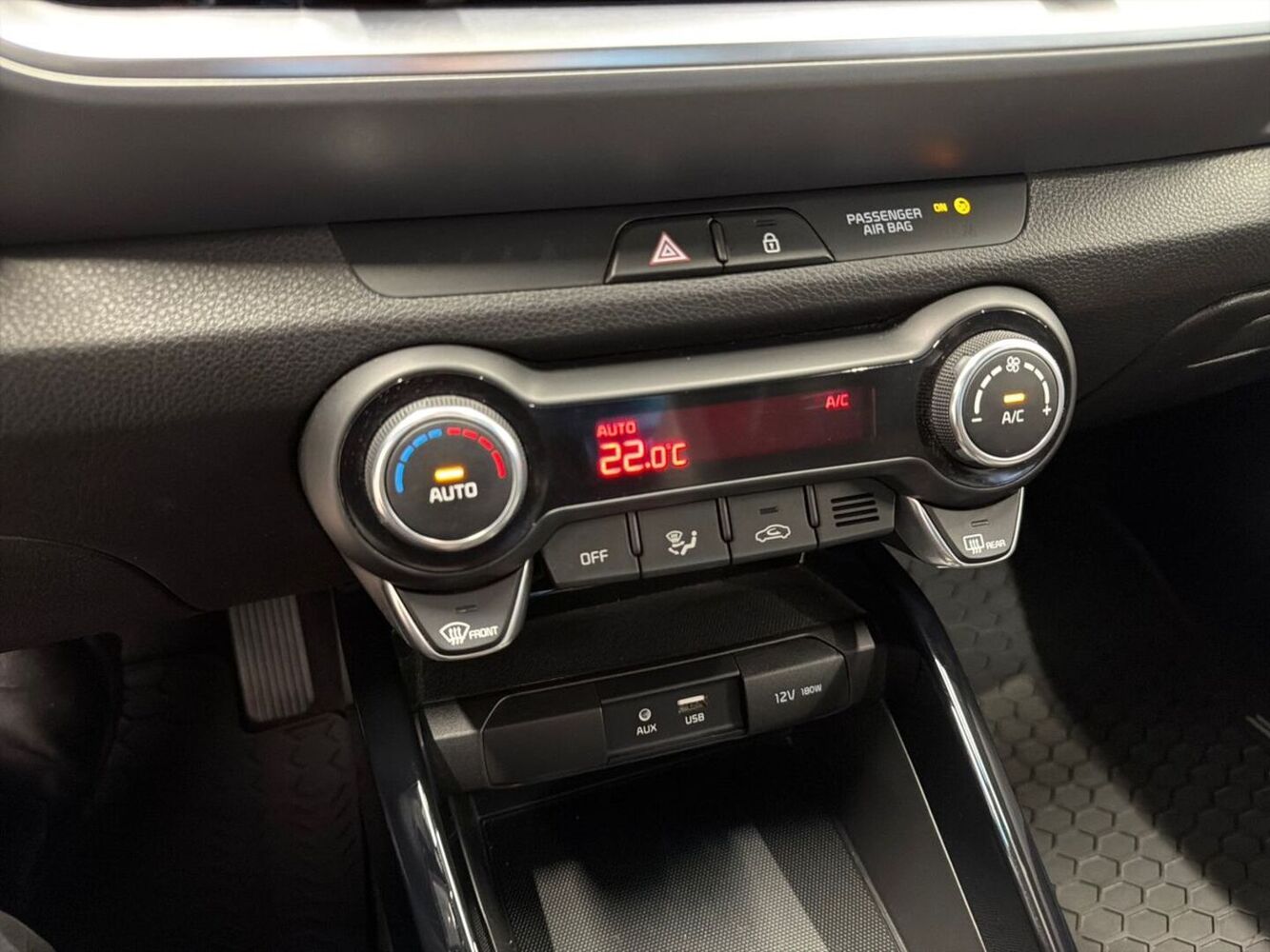 Kia Stonic vaihtoauto
