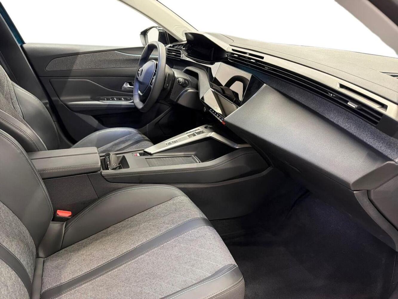 Peugeot 408 vaihtoauto