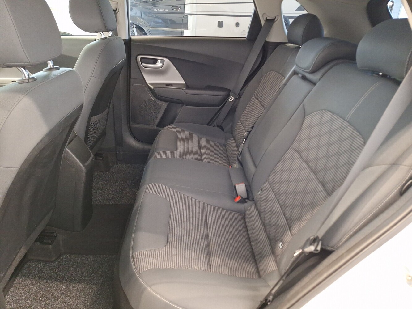 Kia Niro plug-in vaihtoauto