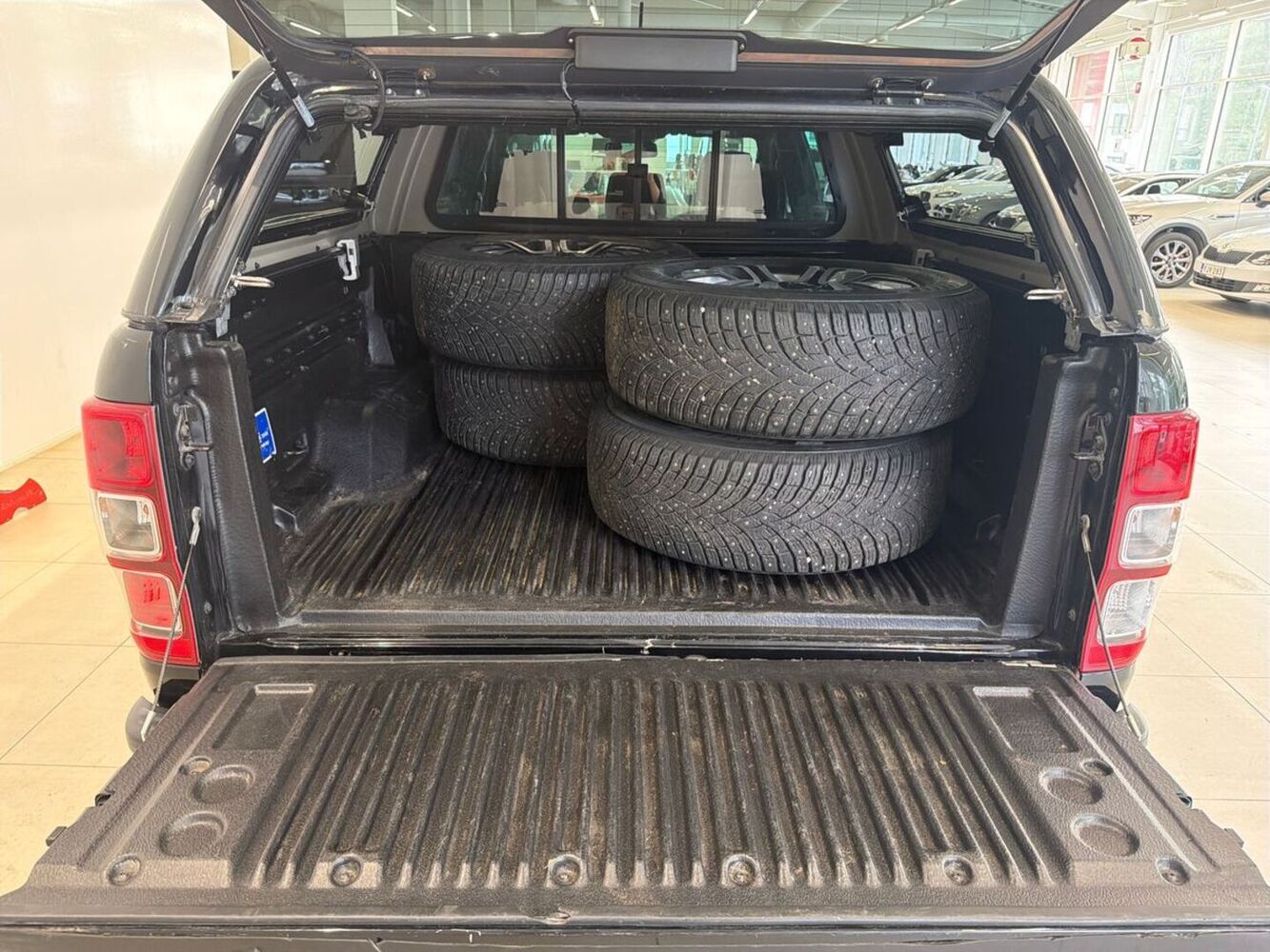 Ford Ranger vaihtoauto