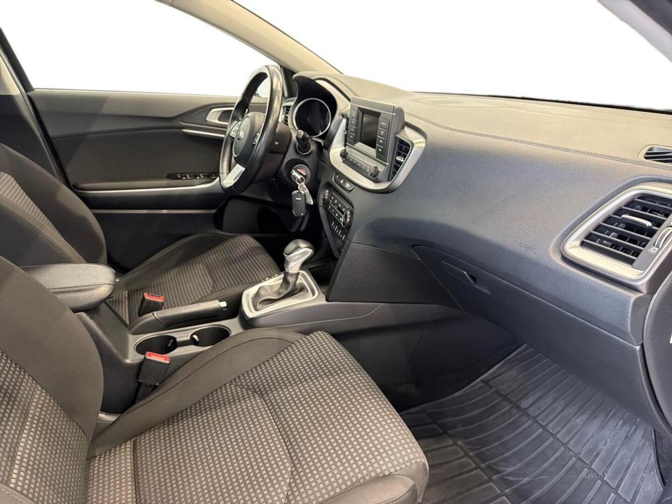 Kia Ceed vaihtoauto