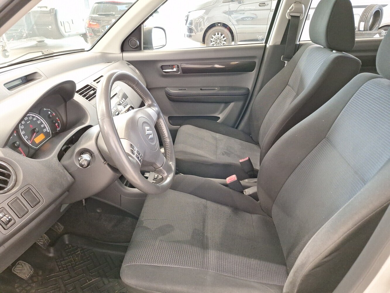 Suzuki Swift vaihtoauto