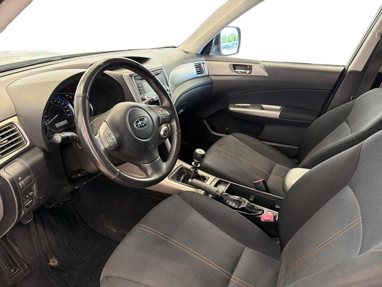 Subaru Forester vaihtoauto